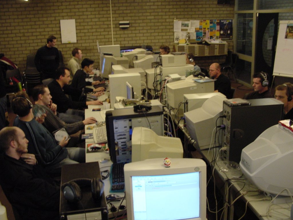 LAN-Party 2003-01 foto 5