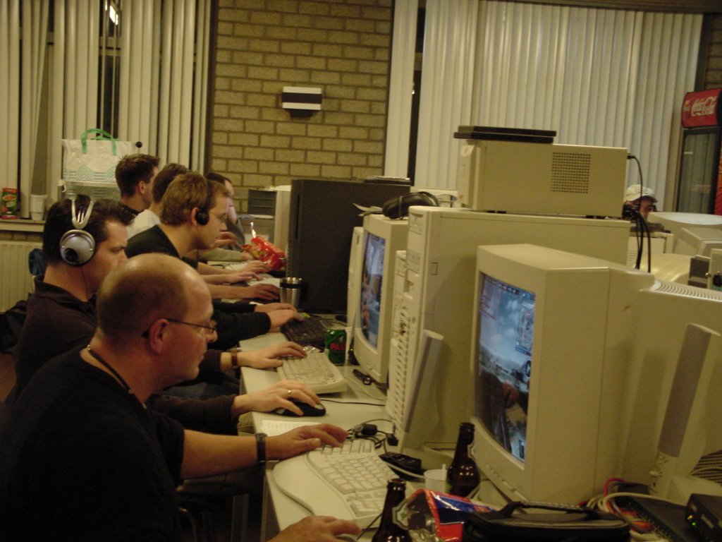 LAN-Party 2003-01 foto 7