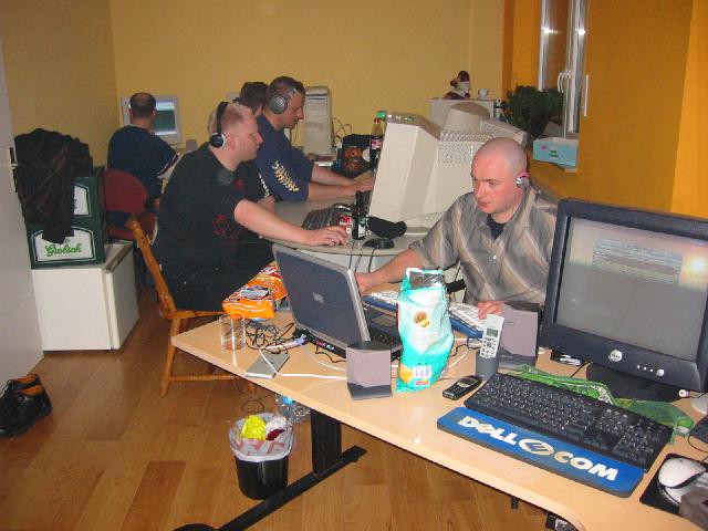 LAN-Party 2004-02 foto 2