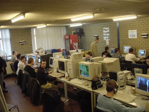LAN-Party 2003-01 foto 13