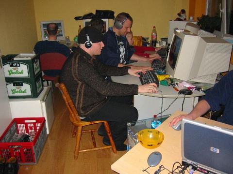 LAN-Party 2004-02 foto 3