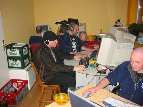 LAN-Party 2004-02 foto 6