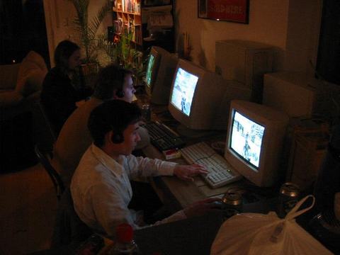 LAN-Party 2004-02 foto 14