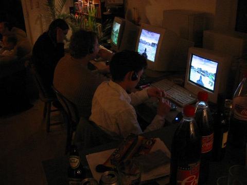 LAN-Party 2004-02 foto 12